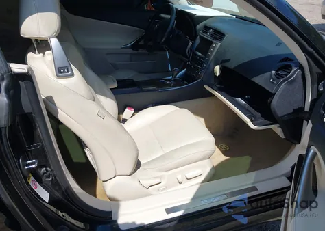 2010 Lexus Is 350C z USA, uszkodzony, nr VIN JTHFE2C27A2502688